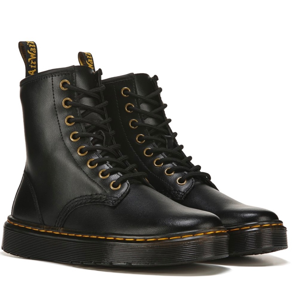 Dr. Martens Zavala Leather Boots in Black Mens 7 Womens 8